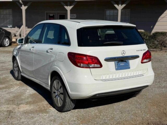 Білий Мерседес Б-клас, об'ємом двигуна 0 л та пробігом 74 тис. км за 3000 $, фото 3 на Automoto.ua