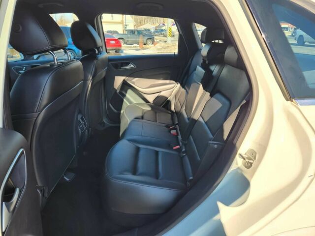 Белый Мерседес Б-класс, объемом двигателя 0 л и пробегом 56 тыс. км за 2700 $, фото 9 на Automoto.ua