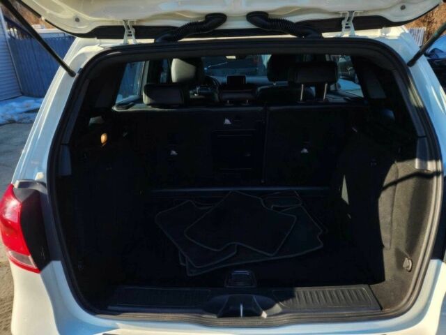 Белый Мерседес Б-класс, объемом двигателя 0 л и пробегом 55 тыс. км за 4600 $, фото 11 на Automoto.ua