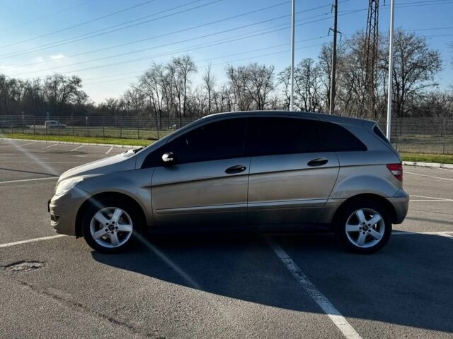 Бежевый Мерседес Б-класс, объемом двигателя 0 л и пробегом 160 тыс. км за 5900 $, фото 5 на Automoto.ua