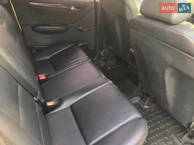 Бежевий Мерседес Б-клас, об'ємом двигуна 1.99 л та пробігом 200 тис. км за 7900 $, фото 11 на Automoto.ua