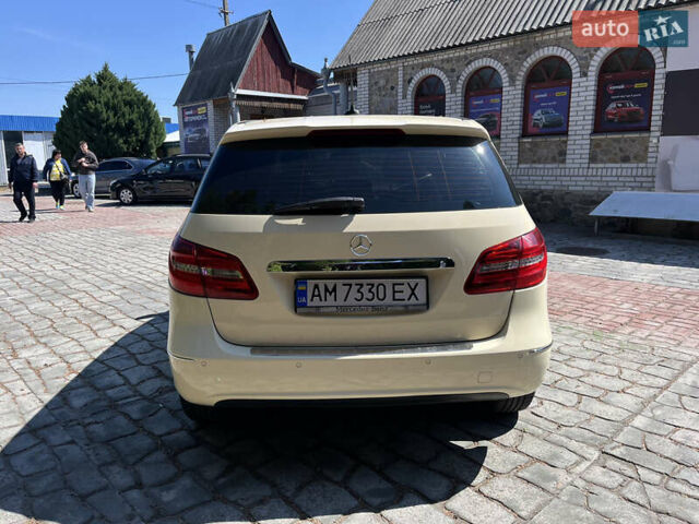 Бежевий Мерседес Б-клас, об'ємом двигуна 1.46 л та пробігом 223 тис. км за 10500 $, фото 8 на Automoto.ua