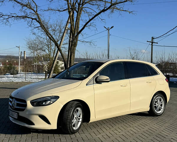 Бежевый Мерседес Б-класс, объемом двигателя 1.5 л и пробегом 206 тыс. км за 17800 $, фото 3 на Automoto.ua
