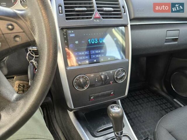 Черный Мерседес Б-класс, объемом двигателя 1.5 л и пробегом 223 тыс. км за 6700 $, фото 15 на Automoto.ua