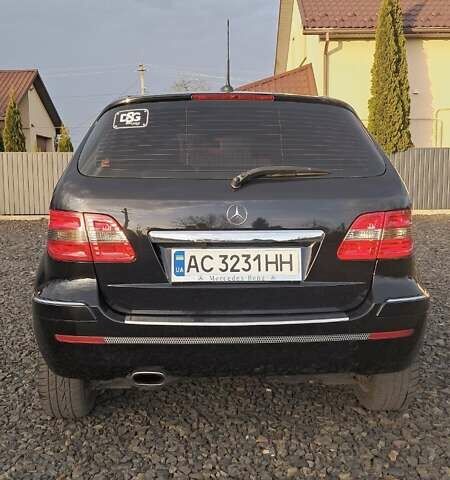 Черный Мерседес Б-класс, объемом двигателя 1.7 л и пробегом 234 тыс. км за 6000 $, фото 13 на Automoto.ua