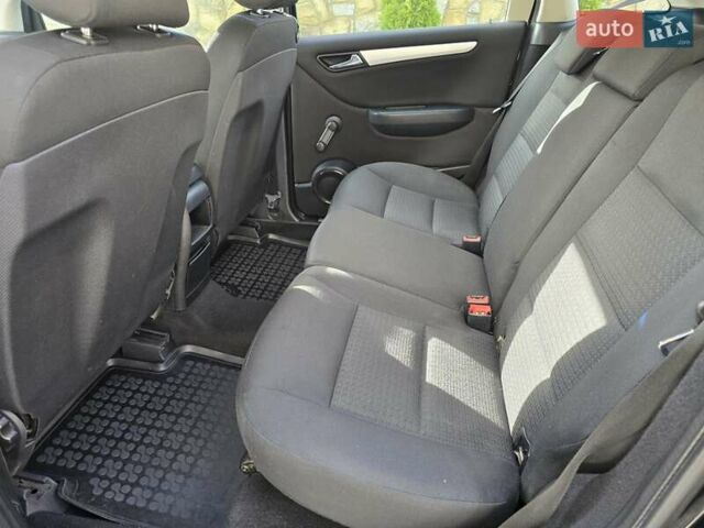 Черный Мерседес Б-класс, объемом двигателя 1.5 л и пробегом 223 тыс. км за 6700 $, фото 22 на Automoto.ua