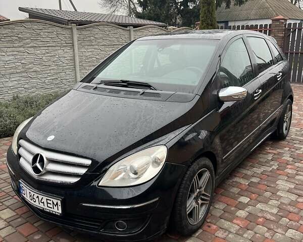 Чорний Мерседес Б-клас, об'ємом двигуна 1.99 л та пробігом 193 тис. км за 6500 $, фото 1 на Automoto.ua