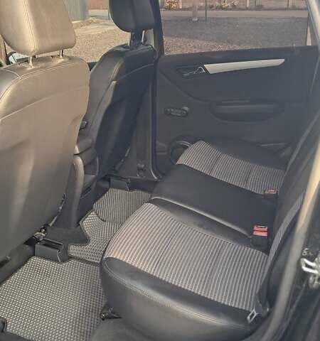 Черный Мерседес Б-класс, объемом двигателя 1.7 л и пробегом 234 тыс. км за 6000 $, фото 46 на Automoto.ua