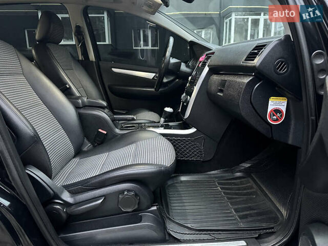 Чорний Мерседес Б-клас, об'ємом двигуна 2 л та пробігом 193 тис. км за 7700 $, фото 59 на Automoto.ua