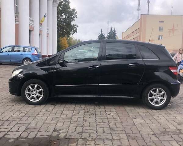 Черный Мерседес Б-класс, объемом двигателя 1.7 л и пробегом 290 тыс. км за 4600 $, фото 3 на Automoto.ua