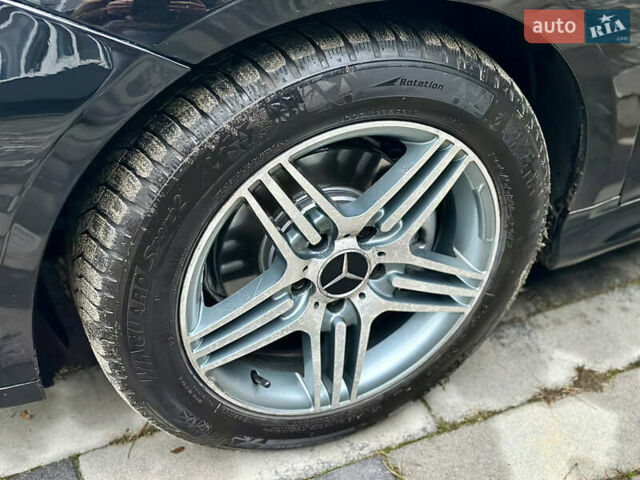 Чорний Мерседес Б-клас, об'ємом двигуна 2 л та пробігом 193 тис. км за 7700 $, фото 36 на Automoto.ua