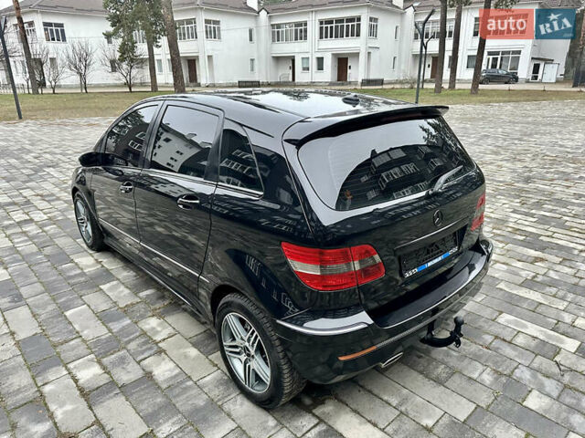 Чорний Мерседес Б-клас, об'ємом двигуна 2 л та пробігом 193 тис. км за 7700 $, фото 12 на Automoto.ua