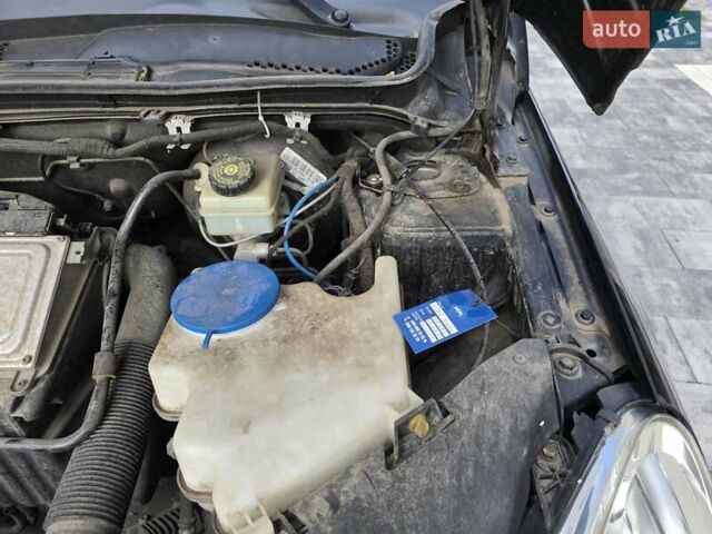 Черный Мерседес Б-класс, объемом двигателя 1.5 л и пробегом 223 тыс. км за 6700 $, фото 51 на Automoto.ua