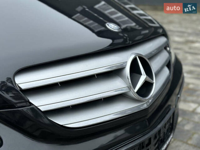 Чорний Мерседес Б-клас, об'ємом двигуна 2 л та пробігом 193 тис. км за 7700 $, фото 21 на Automoto.ua