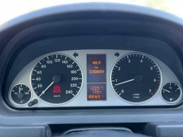 Чорний Мерседес Б-клас, об'ємом двигуна 1.5 л та пробігом 220 тис. км за 6500 $, фото 12 на Automoto.ua