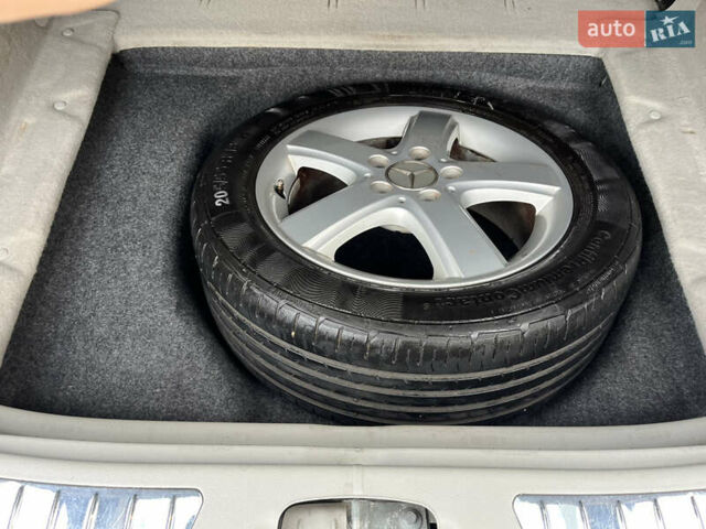 Чорний Мерседес Б-клас, об'ємом двигуна 2.03 л та пробігом 230 тис. км за 6400 $, фото 56 на Automoto.ua