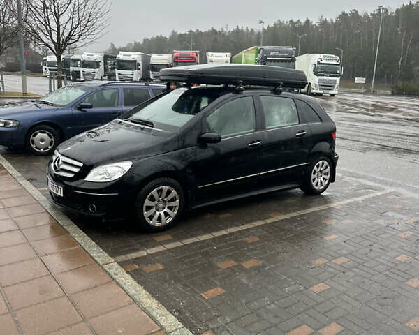 Чорний Мерседес Б-клас, об'ємом двигуна 1.7 л та пробігом 210 тис. км за 6500 $, фото 19 на Automoto.ua