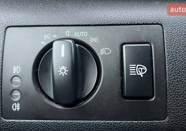 Черный Мерседес Б-класс, объемом двигателя 2.04 л и пробегом 277 тыс. км за 6590 $, фото 17 на Automoto.ua