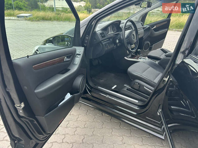 Чорний Мерседес Б-клас, об'ємом двигуна 2 л та пробігом 236 тис. км за 6450 $, фото 57 на Automoto.ua