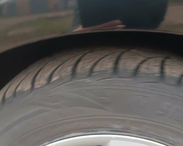 Чорний Мерседес Б-клас, об'ємом двигуна 2.03 л та пробігом 220 тис. км за 5900 $, фото 8 на Automoto.ua