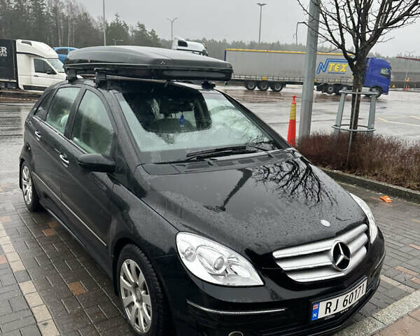 Чорний Мерседес Б-клас, об'ємом двигуна 1.7 л та пробігом 210 тис. км за 6500 $, фото 18 на Automoto.ua