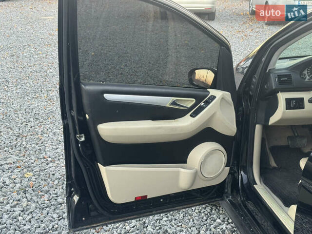 Черный Мерседес Б-класс, объемом двигателя 1.99 л и пробегом 330 тыс. км за 4999 $, фото 14 на Automoto.ua