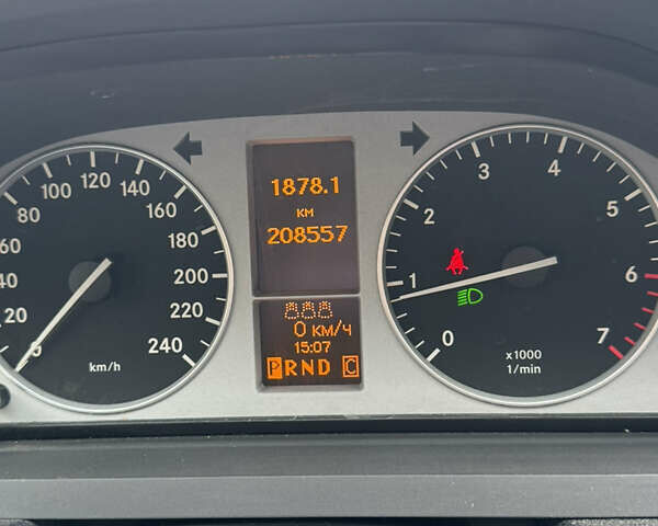 Чорний Мерседес Б-клас, об'ємом двигуна 1.7 л та пробігом 210 тис. км за 6500 $, фото 4 на Automoto.ua