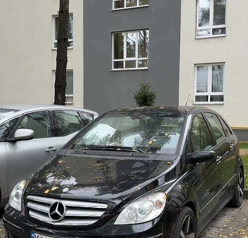 Чорний Мерседес Б-клас, об'ємом двигуна 1.7 л та пробігом 210 тис. км за 6500 $, фото 5 на Automoto.ua