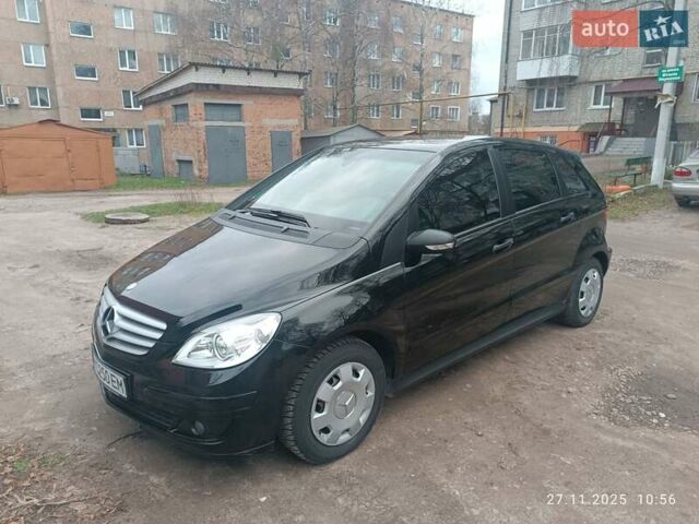 Чорний Мерседес Б-клас, об'ємом двигуна 2.03 л та пробігом 220 тис. км за 5900 $, фото 5 на Automoto.ua