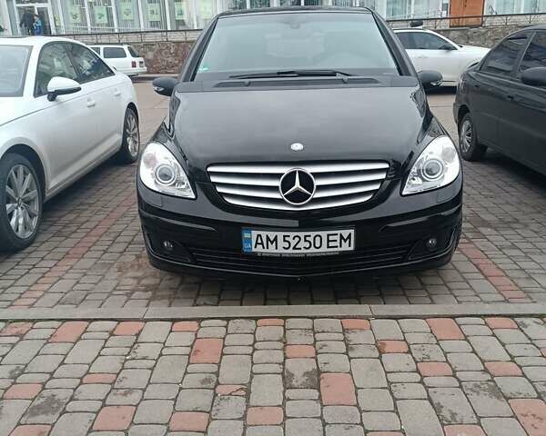 Чорний Мерседес Б-клас, об'ємом двигуна 2.03 л та пробігом 220 тис. км за 5900 $, фото 7 на Automoto.ua