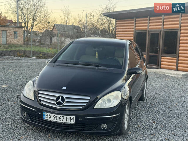 Черный Мерседес Б-класс, объемом двигателя 1.99 л и пробегом 330 тыс. км за 4999 $, фото 24 на Automoto.ua