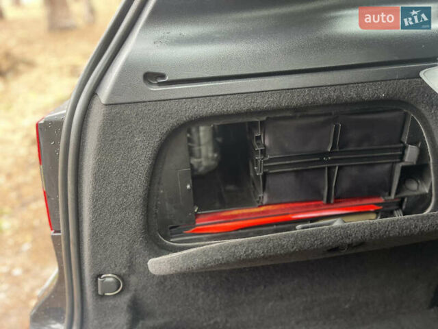 Черный Мерседес Б-класс, объемом двигателя 2.03 л и пробегом 274 тыс. км за 5749 $, фото 24 на Automoto.ua