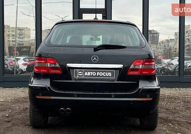 Черный Мерседес Б-класс, объемом двигателя 2.04 л и пробегом 277 тыс. км за 6590 $, фото 6 на Automoto.ua