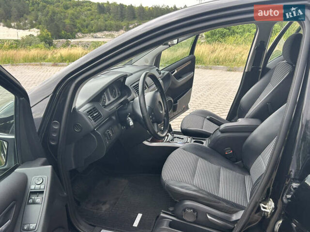 Чорний Мерседес Б-клас, об'ємом двигуна 2 л та пробігом 236 тис. км за 6450 $, фото 64 на Automoto.ua