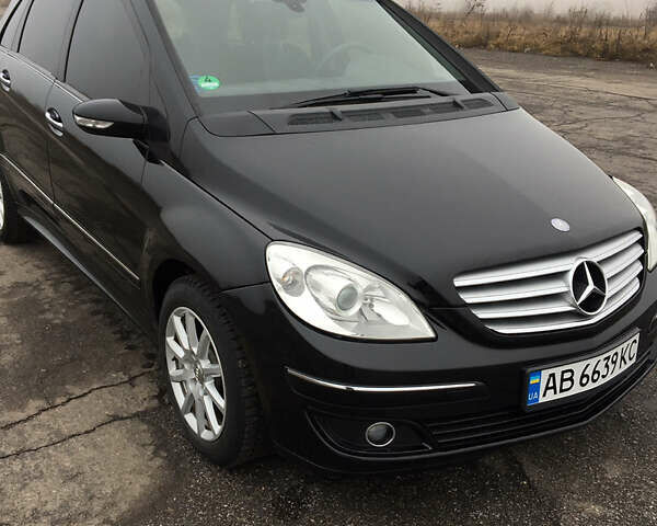 Черный Мерседес Б-класс, объемом двигателя 1.99 л и пробегом 270 тыс. км за 4850 $, фото 1 на Automoto.ua