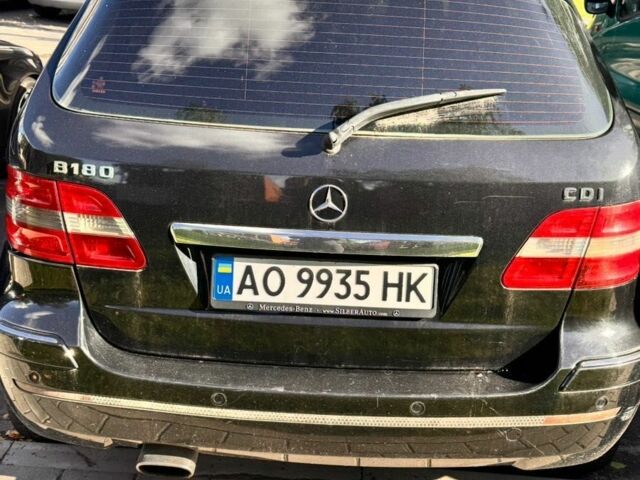 Чорний Мерседес Б-клас, об'ємом двигуна 2 л та пробігом 227 тис. км за 4500 $, фото 9 на Automoto.ua