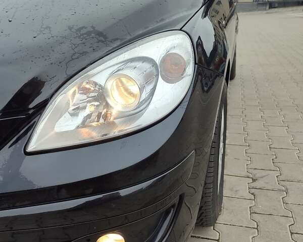 Чорний Мерседес Б-клас, об'ємом двигуна 1.5 л та пробігом 211 тис. км за 6200 $, фото 9 на Automoto.ua