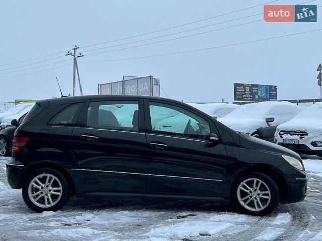 Черный Мерседес Б-класс, объемом двигателя 2 л и пробегом 265 тыс. км за 6990 $, фото 9 на Automoto.ua