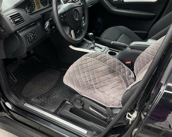 Чорний Мерседес Б-клас, об'ємом двигуна 2.03 л та пробігом 254 тис. км за 6700 $, фото 5 на Automoto.ua