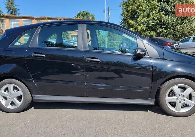 Чорний Мерседес Б-клас, об'ємом двигуна 0 л та пробігом 190 тис. км за 7300 $, фото 3 на Automoto.ua
