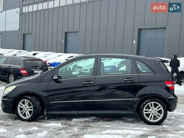 Черный Мерседес Б-класс, объемом двигателя 2 л и пробегом 265 тыс. км за 6990 $, фото 3 на Automoto.ua