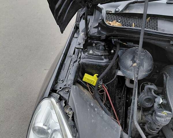 Черный Мерседес Б-класс, объемом двигателя 1.7 л и пробегом 260 тыс. км за 6557 $, фото 12 на Automoto.ua