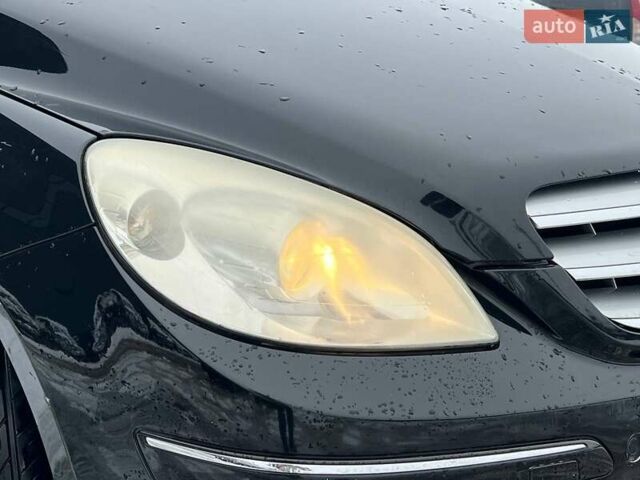 Черный Мерседес Б-класс, объемом двигателя 2 л и пробегом 265 тыс. км за 6990 $, фото 12 на Automoto.ua