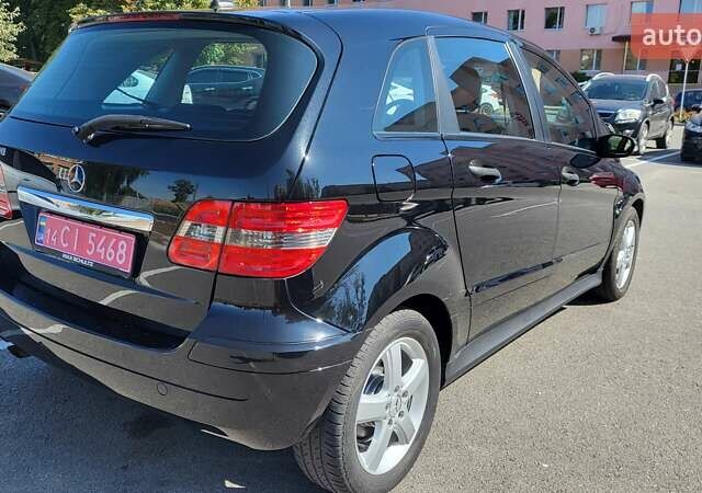 Чорний Мерседес Б-клас, об'ємом двигуна 0 л та пробігом 190 тис. км за 7300 $, фото 6 на Automoto.ua