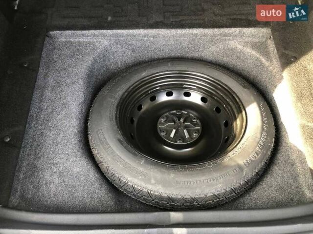 Чорний Мерседес Б-клас, об'ємом двигуна 1.7 л та пробігом 261 тис. км за 6900 $, фото 8 на Automoto.ua