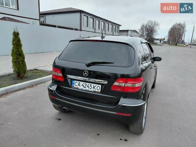 Черный Мерседес Б-класс, объемом двигателя 1.7 л и пробегом 260 тыс. км за 6557 $, фото 6 на Automoto.ua