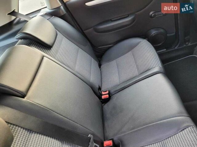 Чорний Мерседес Б-клас, об'ємом двигуна 1.8 л та пробігом 260 тис. км за 5600 $, фото 8 на Automoto.ua