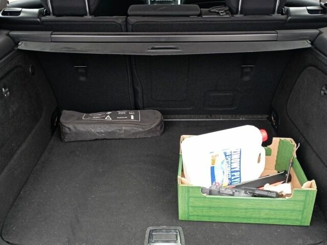 Черный Мерседес Б-класс, объемом двигателя 0 л и пробегом 410 тыс. км за 3300 $, фото 6 на Automoto.ua