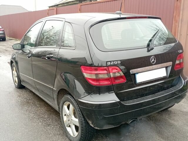 Черный Мерседес Б-класс, объемом двигателя 0 л и пробегом 410 тыс. км за 3300 $, фото 3 на Automoto.ua