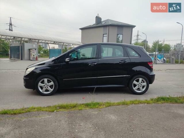 Черный Мерседес Б-класс, объемом двигателя 1.99 л и пробегом 270 тыс. км за 6899 $, фото 2 на Automoto.ua